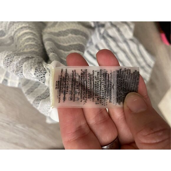 BCBGMAXAZRIA "Haily" Blouse Peplum Stripe Geometric, Black / Ivory, Size XS - Picture 5 of 13